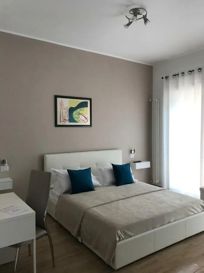 Juna'S Guest House Roma