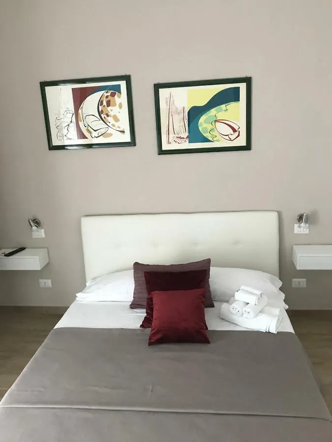 Juna'S Guest House Ρώμη Ιταλία